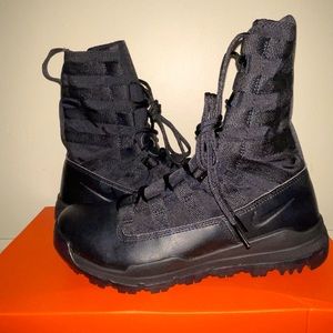 Brand New Nike SFB GEN 2 8" Shoes